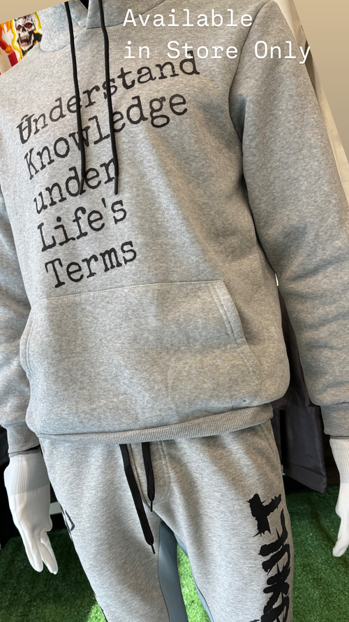 Hoodies & Sweaters